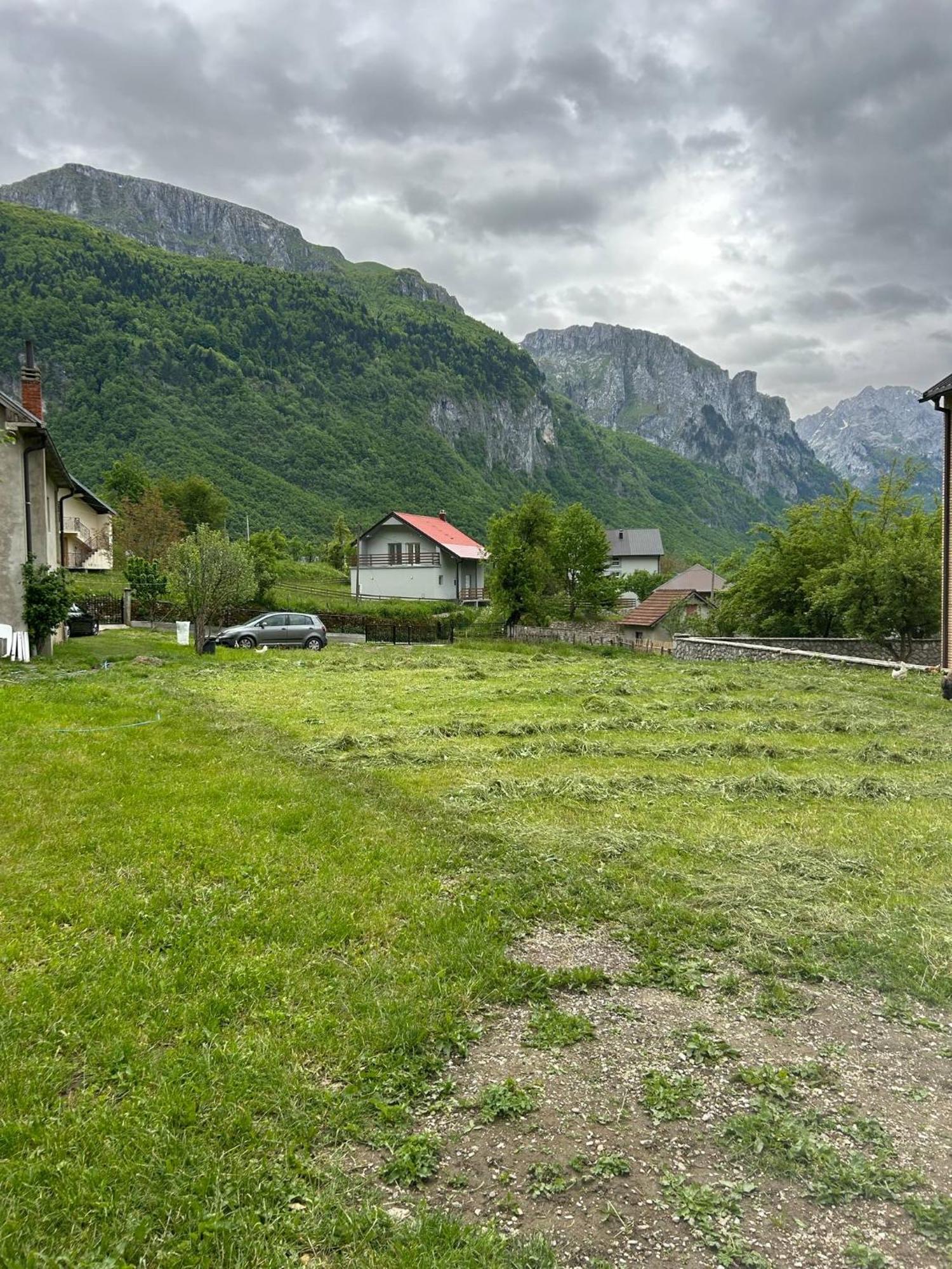 Chalet Alpet *