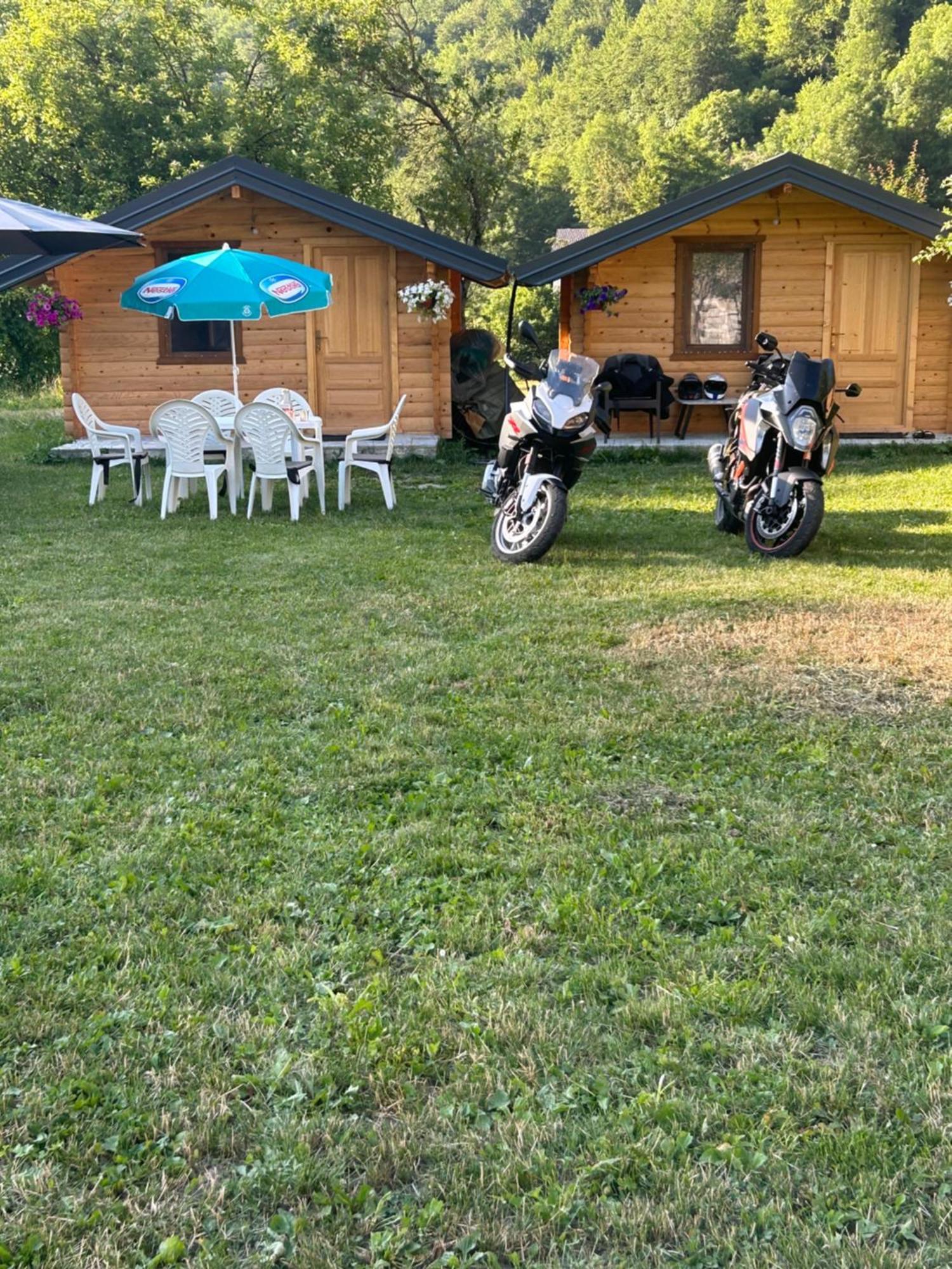 Chalet Alpet *